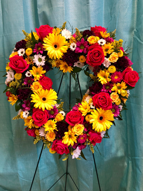 Standing Heart Wreath- The Vera