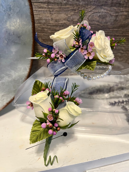 Custom Deluxe Corsage and Boutonnière Package